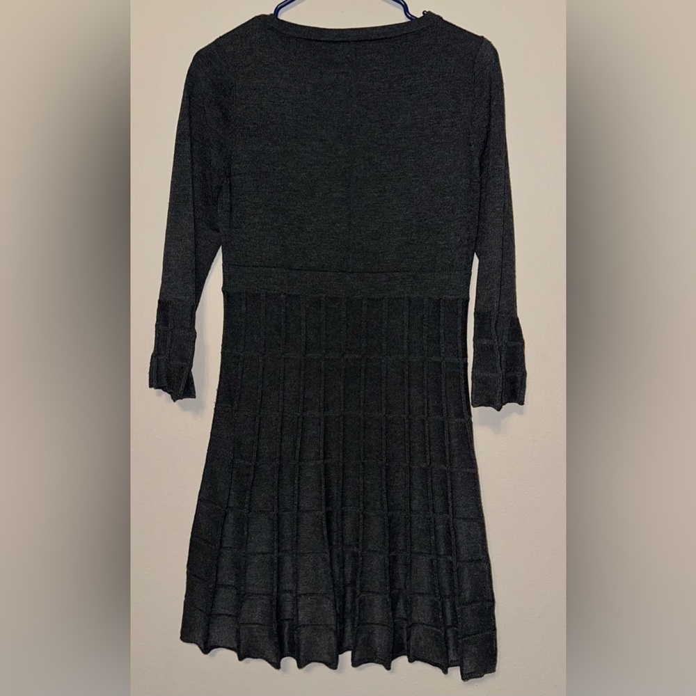 Calvin Klein Fit & Flare Sweater Dress Pleated Charcoal Gray Women’s Size Medium - Picture 2 of 5